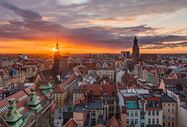 Panorama Wrocławia - stare miasto, zdjęcie o zachodzie słońca